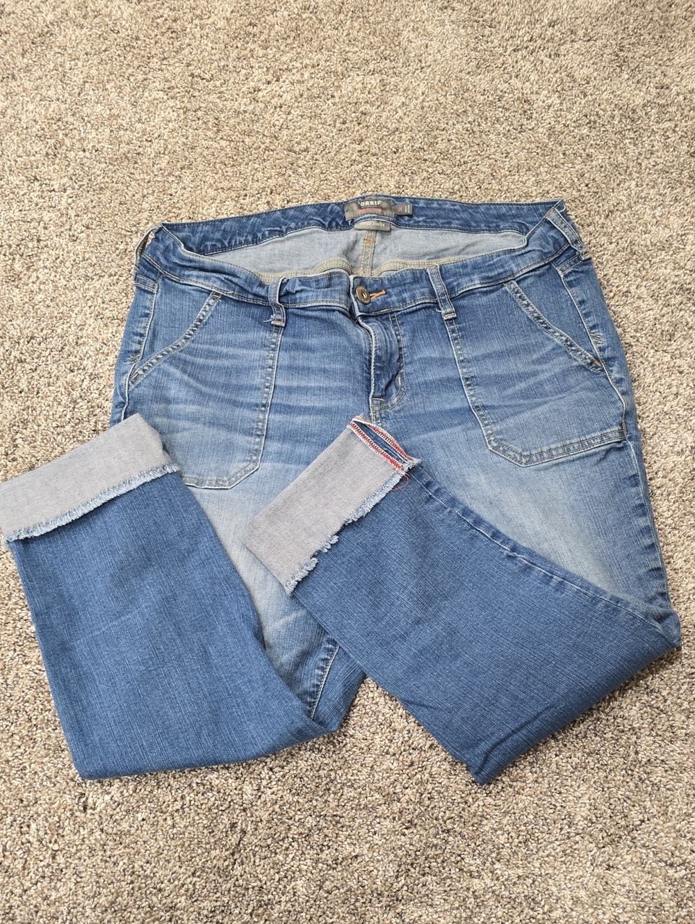 TORRID Vintage Stretch Cropped Boyfriend Jeans